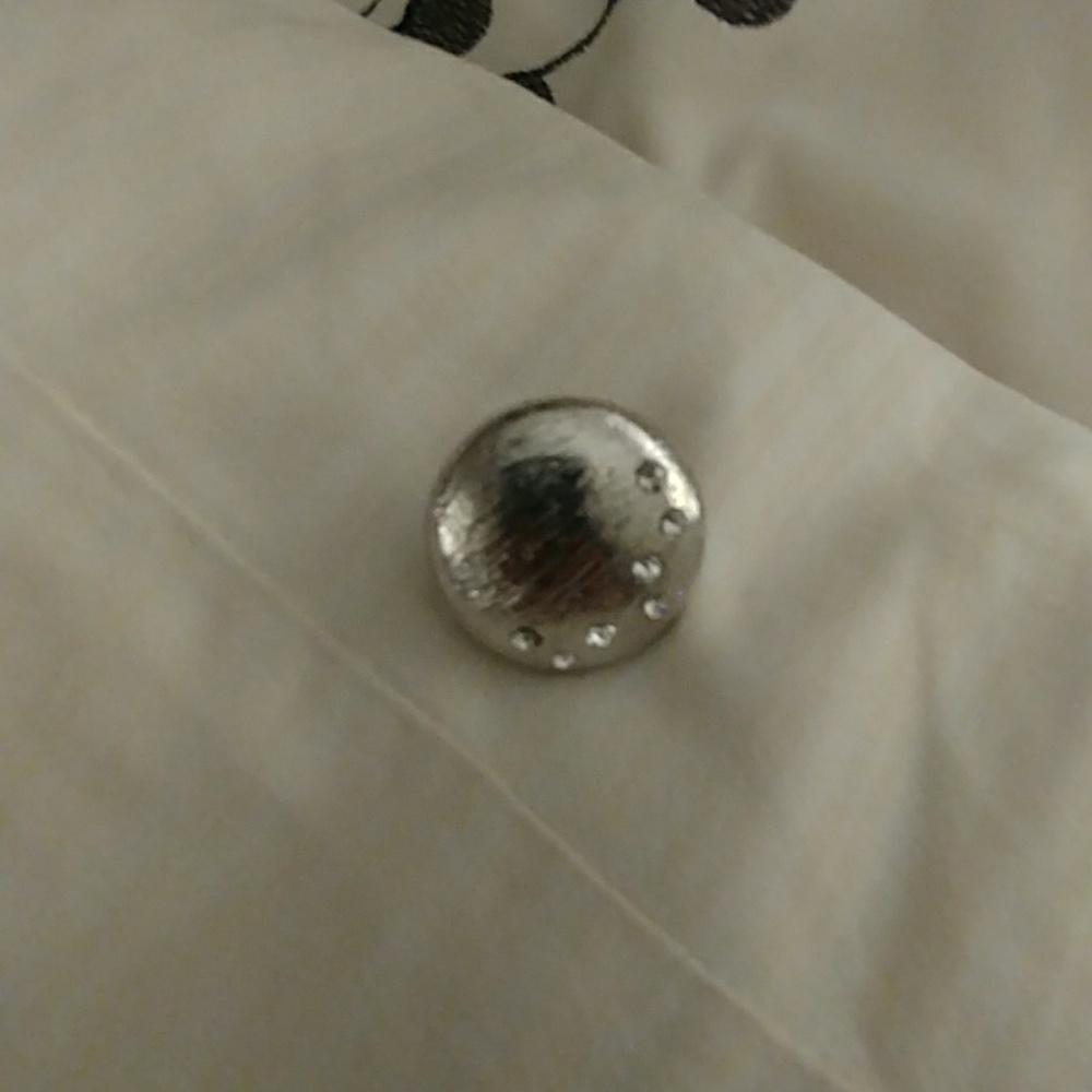 Woman's ring